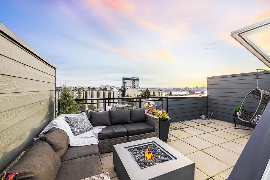 444 545 E 2nd Street North Vancouver, BC - 29