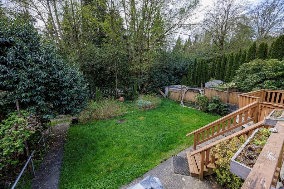 4339 Cliffmont Road North Vancouver, BC - 10