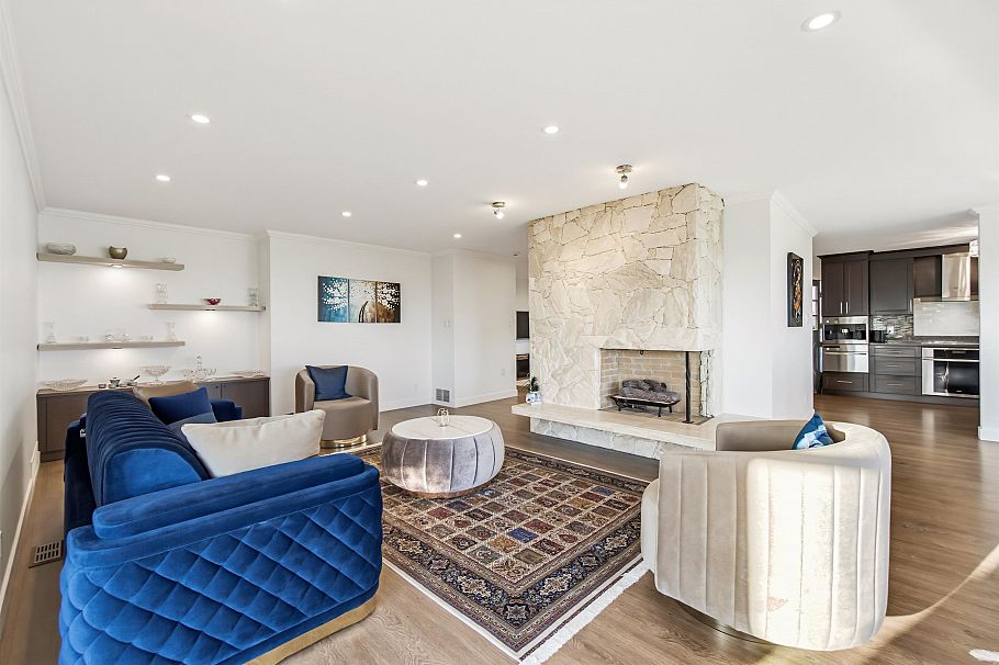 212 W Balmoral Road North Vancouver, BC - 33