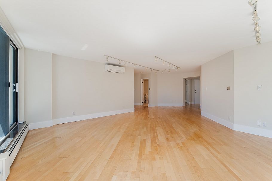 905 1010 Burnaby Street Vancouver, BC - 16