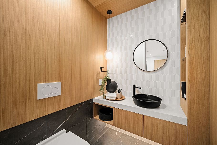1 2764 W 14 Avenue Vancouver, BC - 12