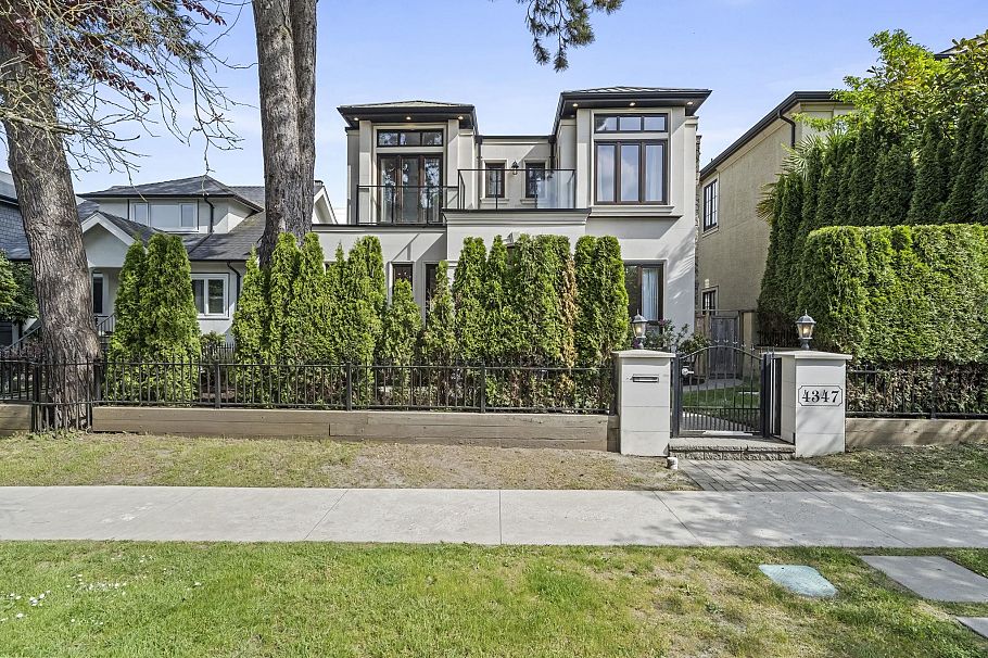 4347 W 9th Avenue Vancouver, BC - 2
