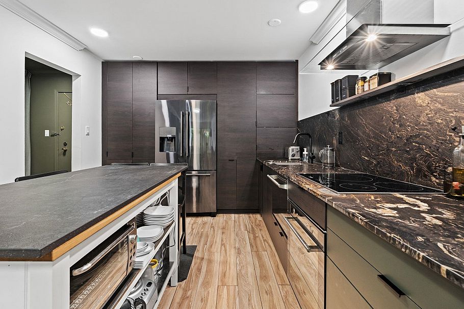 106 1710 W 13th Avenue Vancouver, BC - 2