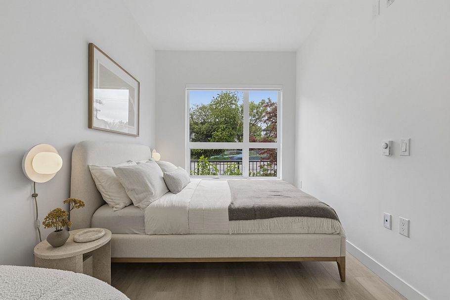107 2268 E Broadway Vancouver, BC - 10