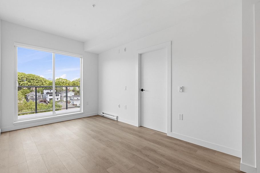 507 2268 E Broadway Vancouver, BC - 8