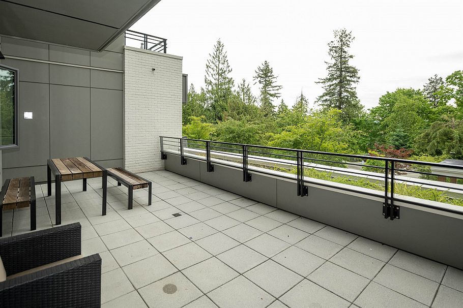 214 707 3rd Street East North Vancouver, BC - 25