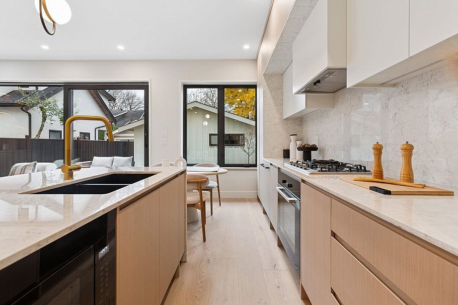 2 448 W 20th Avenue Vancouver, BC - 10