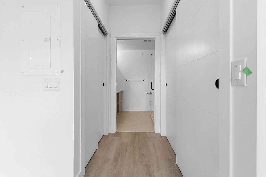 202 2268 E Broadway Vancouver, BC - 15
