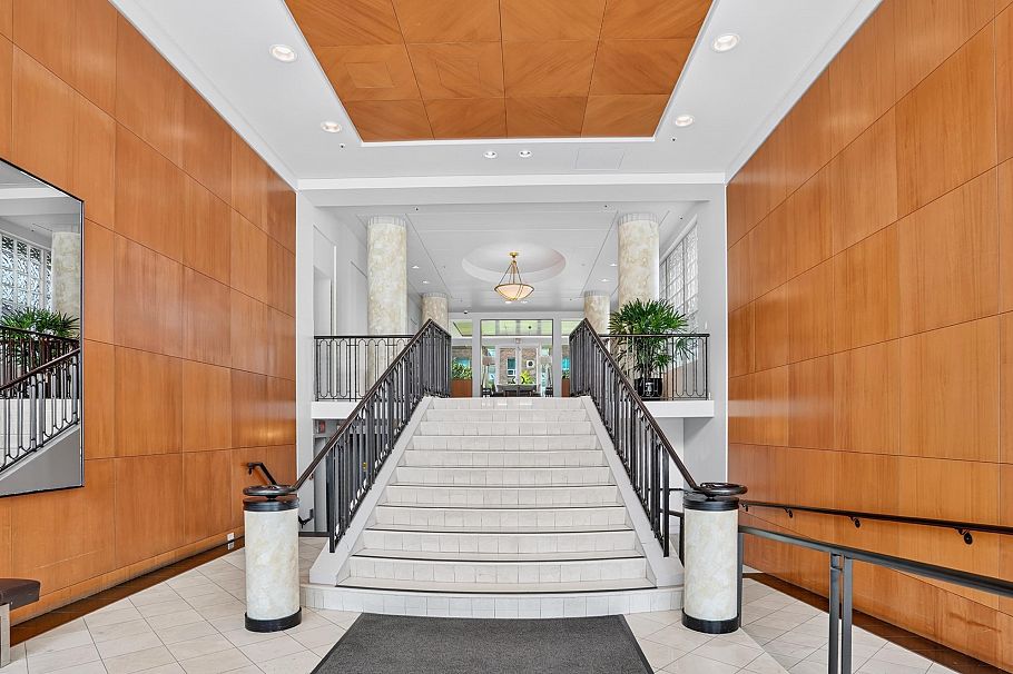 404 1501 Howe Street Vancouver, BC - 17