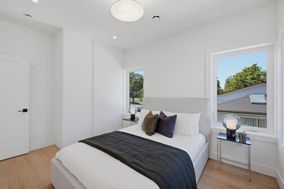 3016 E 19th Avenue Vancouver, BC - 21