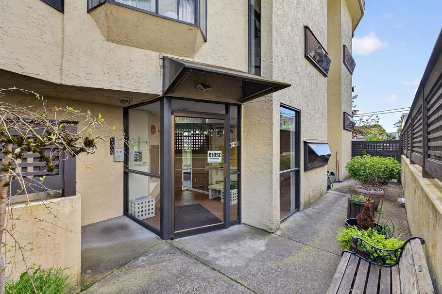 101 8645 Osler Street Vancouver, BC - 23