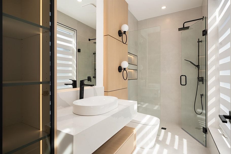 1 5969 Granville Street Vancouver, BC - 14