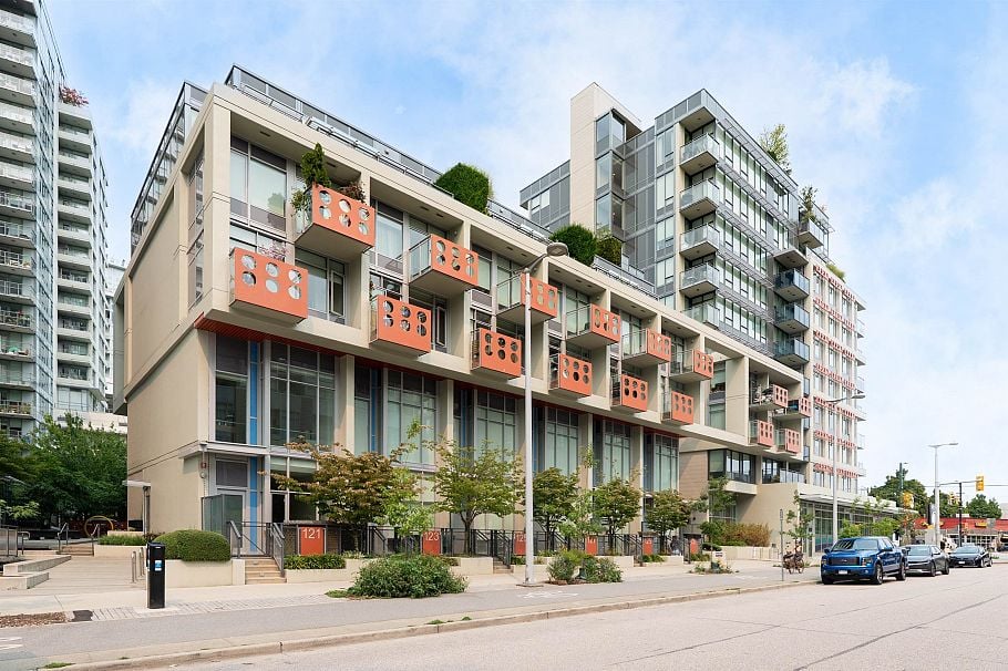 149 E 1st Avenue Vancouver, BC - 21
