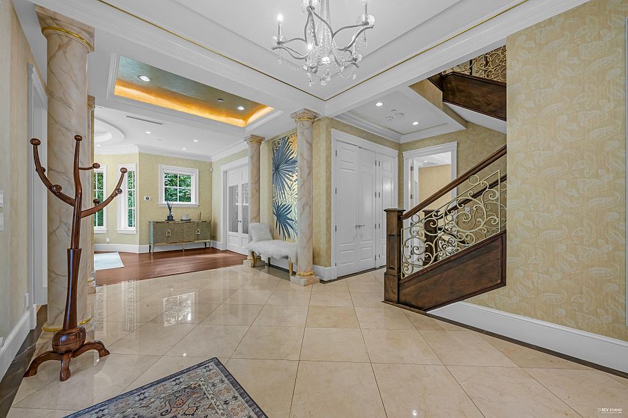 6011 Adera Street Vancouver, BC - 9