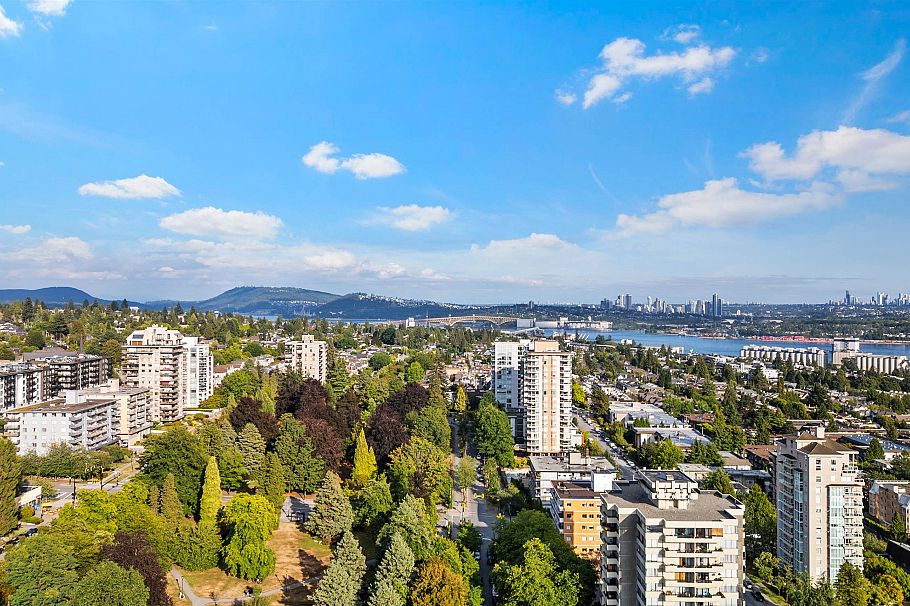 306 683 W Victoria Park North Vancouver, BC - 33