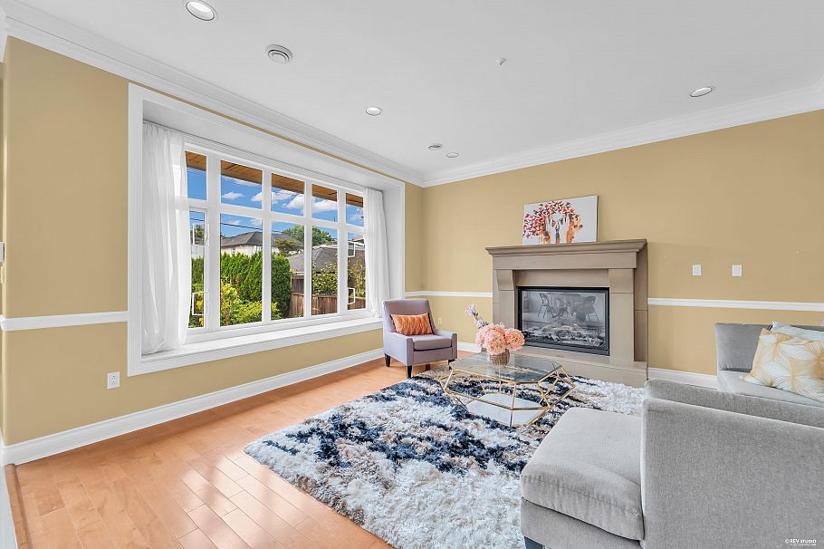 2498 W 22nd Avenue Vancouver, BC - 12