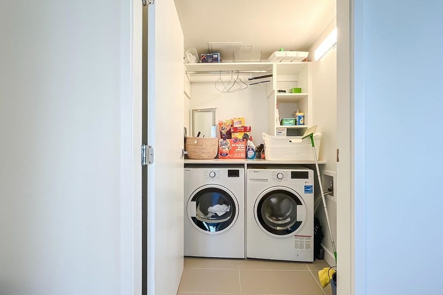 3202 1111 Richards Street Vancouver, BC - 11