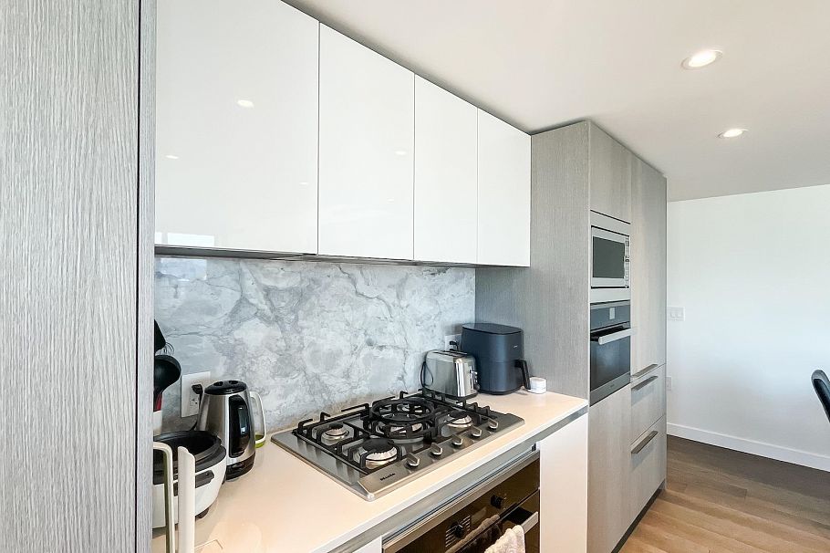 3202 1111 Richards Street Vancouver, BC - 30