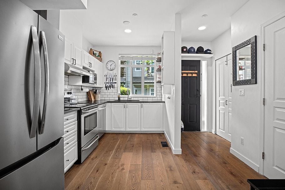 2826 E Kent Avenue South Vancouver, BC - 7