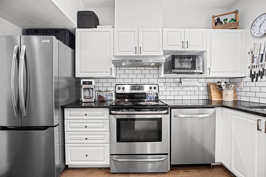 2826 SE Kent Avenue Vancouver, BC - 4