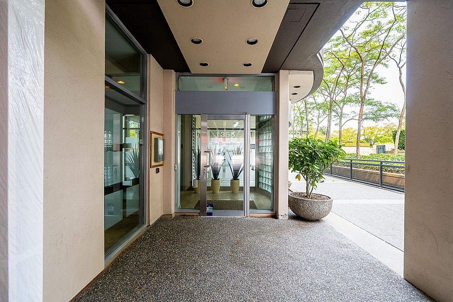 804 1355 W Broadway Vancouver, BC - 2