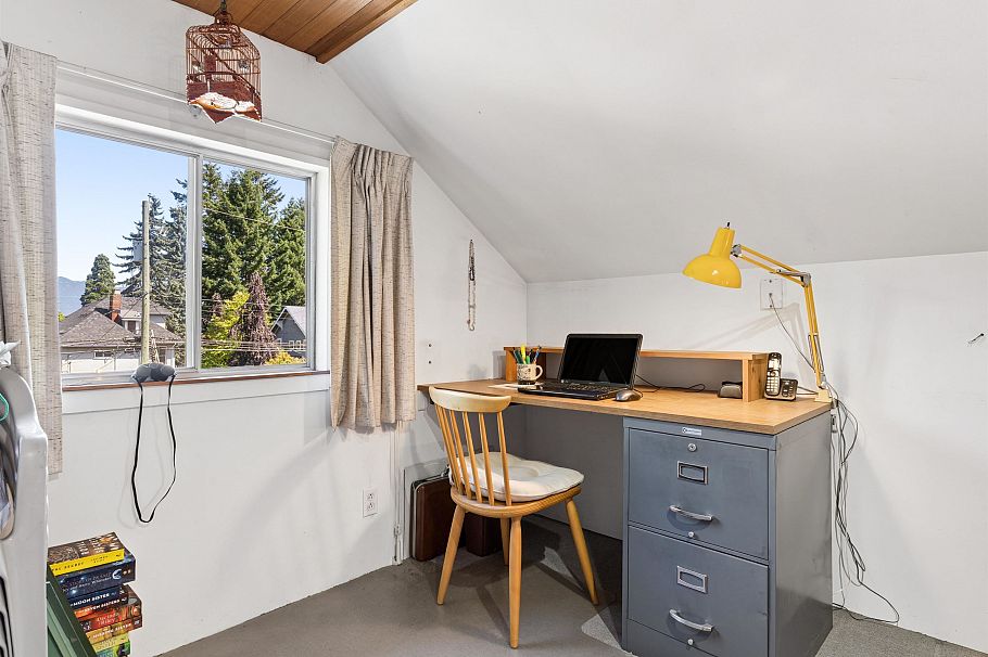 461 W 18th Avenue Vancouver, BC - 17