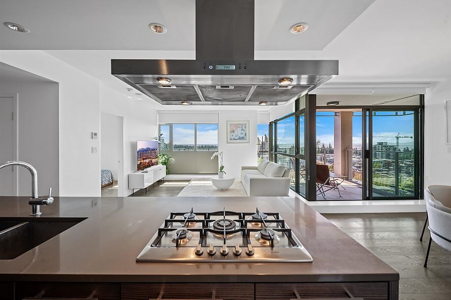 1701 5782 Berton Avenue Vancouver, BC - 6
