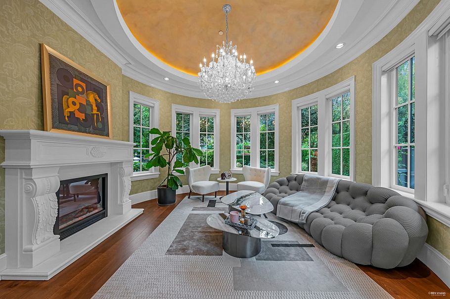 6011 Adera Street Vancouver, BC - 6