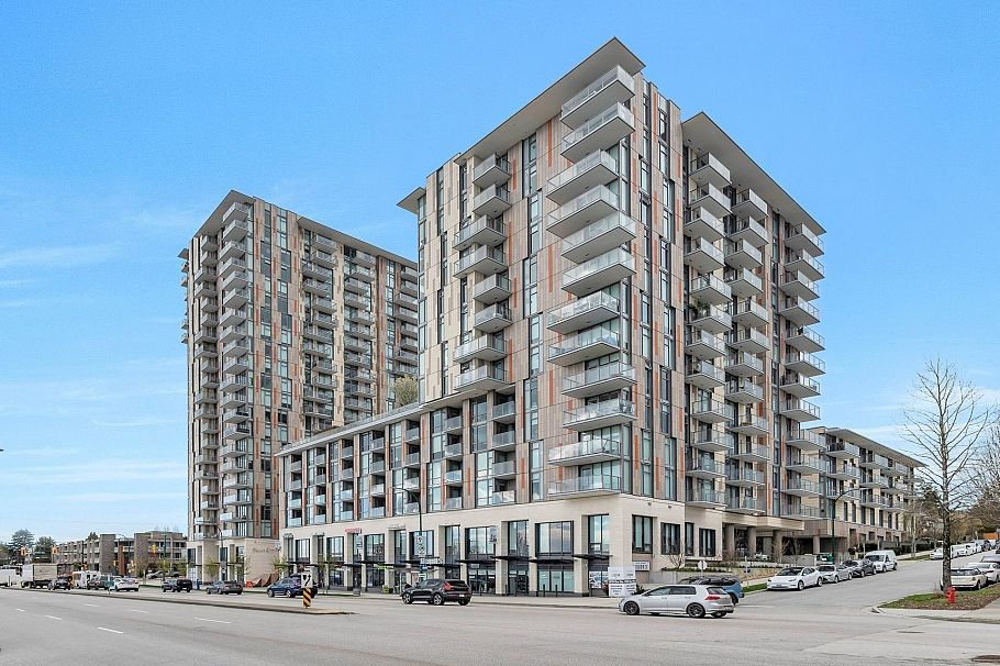 905 8181 Chester Street Vancouver, BC - 1