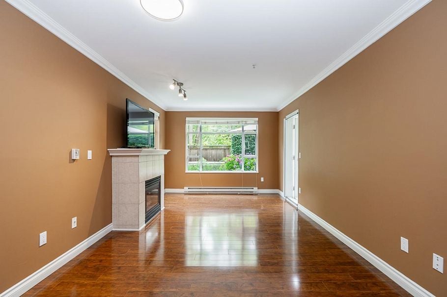 103 3625 Windcrest Drive North Vancouver, BC - 10