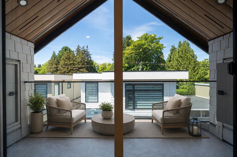 2 5963 Granville Street Vancouver, BC - 14