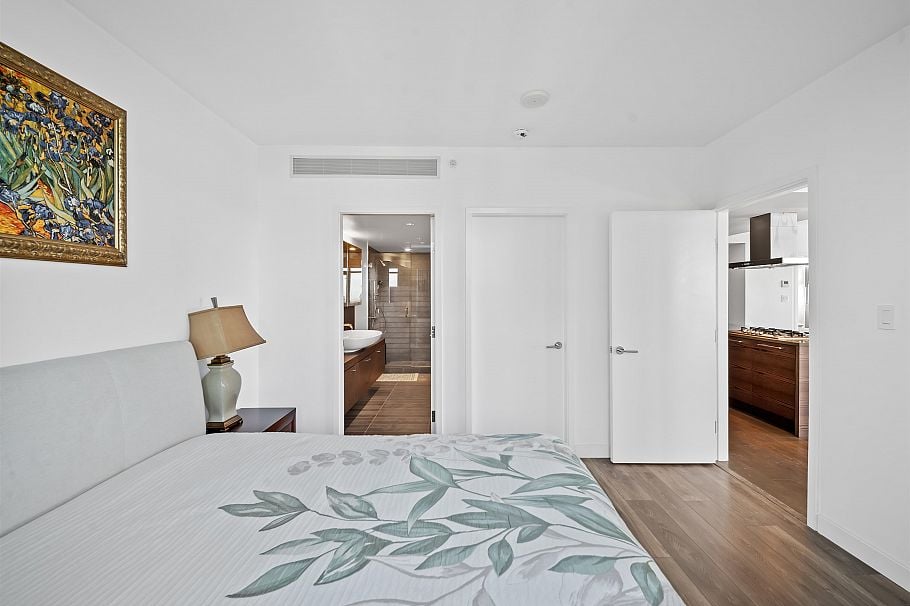 1701 5782 Berton Avenue Vancouver, BC - 10
