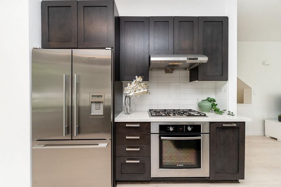 3187 E Kent Avenue North Vancouver, BC - 33