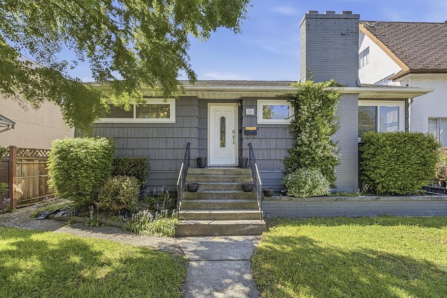 45 Renfrew Street Vancouver, BC - 1