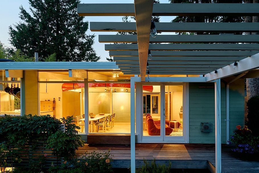1715 W 68th Avenue Vancouver, BC - 39