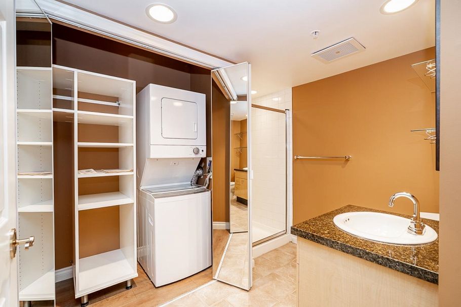 103 3625 Windcrest Drive North Vancouver, BC - 23