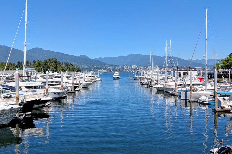202 588 Broughton Street Vancouver, BC - 7