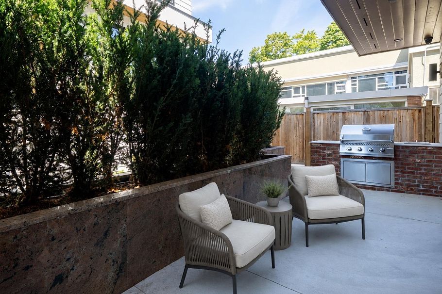 2 5963 Granville Street Vancouver, BC - 19