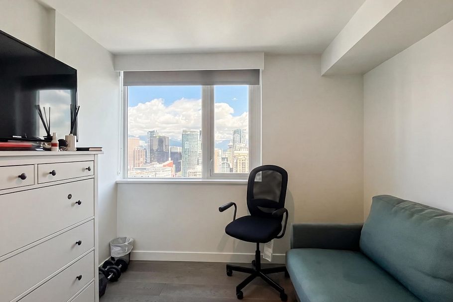 3202 1111 Richards Street Vancouver, BC - 3