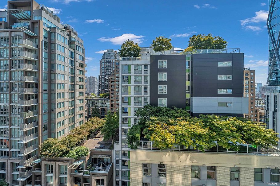 1106 1082 Seymour Street Vancouver, BC - 1