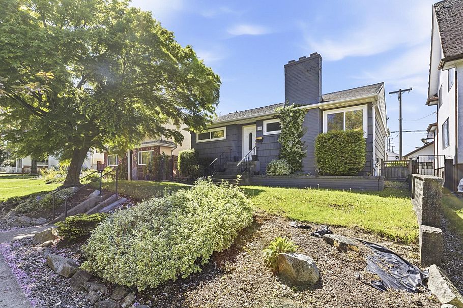 45 Renfrew Street Vancouver, BC - 27