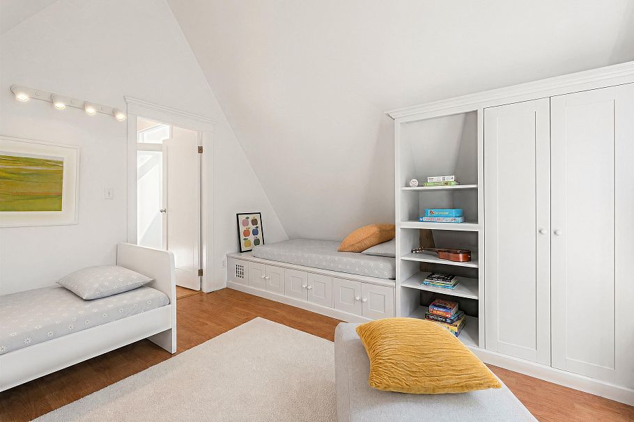 2053 Charles Street Vancouver, BC - 21