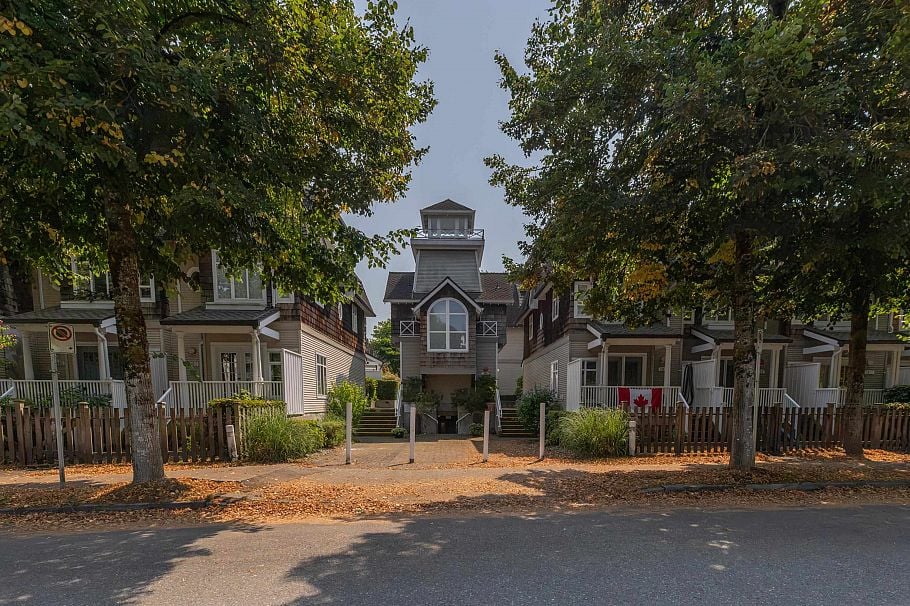 2826 E Kent Avenue South Vancouver, BC - 30