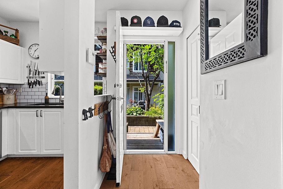 2826 E Kent Avenue South Vancouver, BC - 10