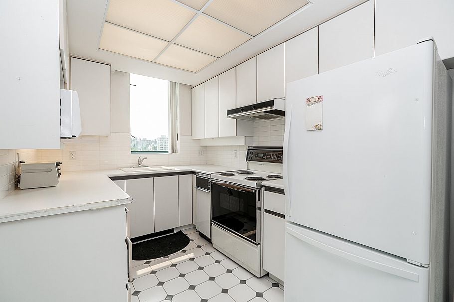804 1355 W Broadway Vancouver, BC - 12