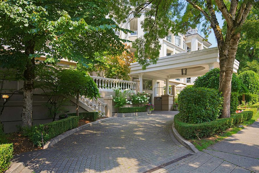 229 5735 Hampton Place Vancouver, BC - 6