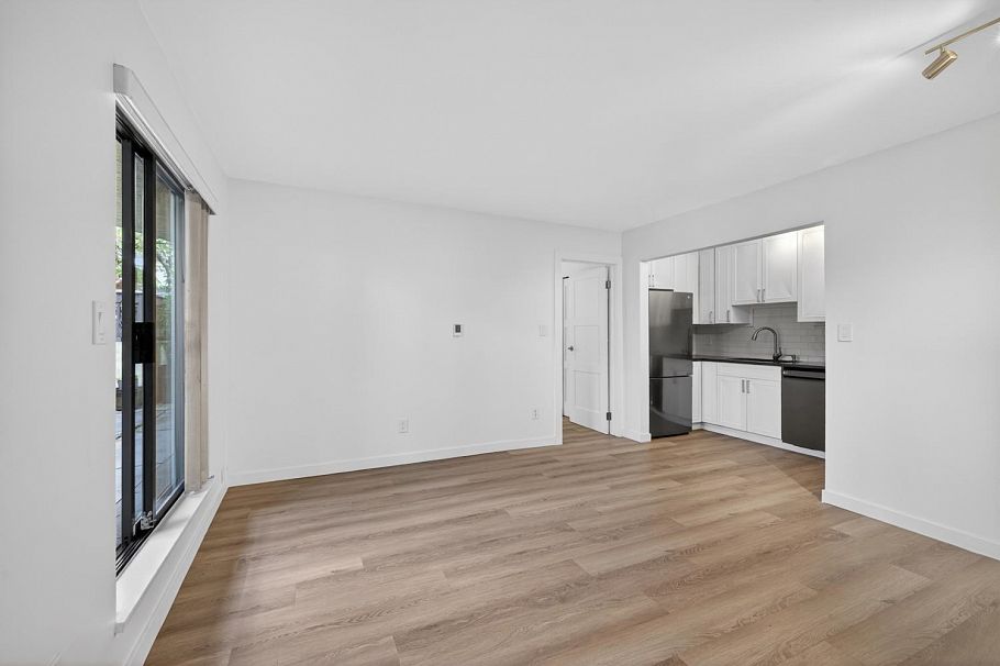 101 8645 Osler Street Vancouver, BC - 14