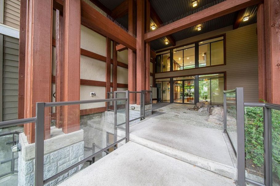 407 6328 Larkin Drive Vancouver, BC - 32