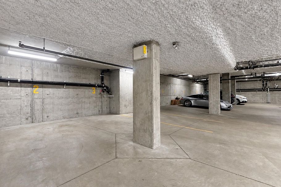 3681 W 12th Avenue Vancouver, BC - 20