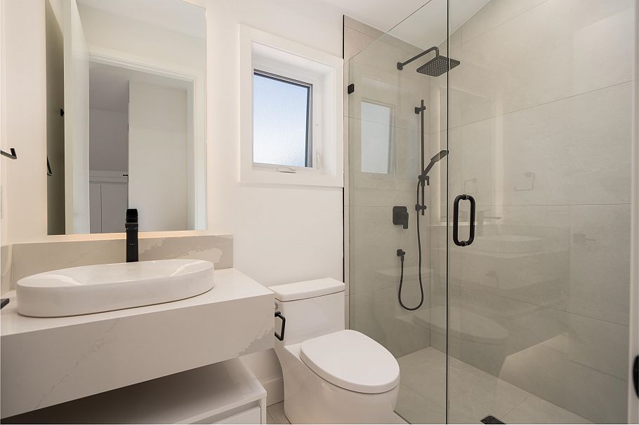 2 5963 Granville Street Vancouver, BC - 15